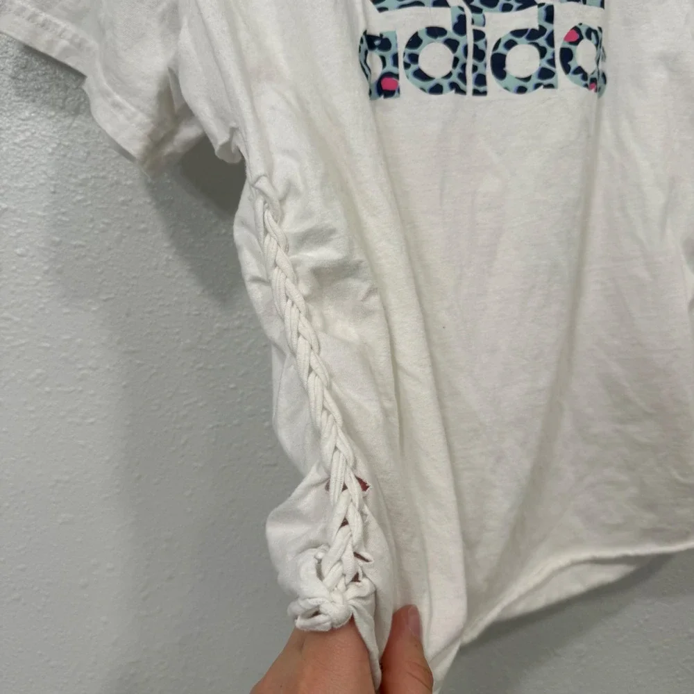 Adidas Girls White Leopard Print Logo Graphic T-Shirt Braided Side Detail Size M